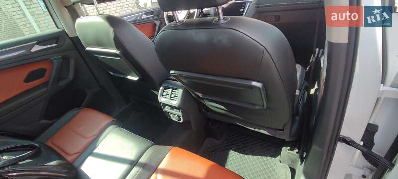 Внедорожник / Кроссовер Volkswagen Tiguan 2020 в Днепре фото 19 Внедорожник / Кроссовер Volkswagen Tiguan 2020 в Днепре