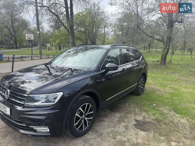 Внедорожник / Кроссовер Volkswagen Tiguan 2020 в Одессе