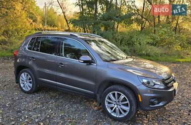 Позашляховик / Кросовер Volkswagen Tiguan 2013 в Тячеві