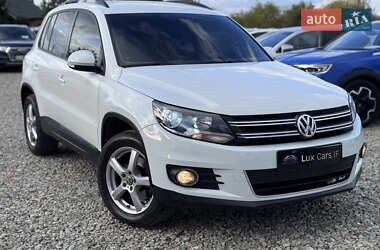 Позашляховик / Кросовер Volkswagen Tiguan 2016 в Івано-Франківську
