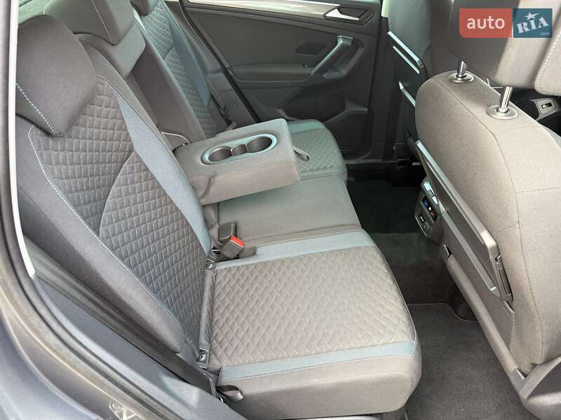 Внедорожник / Кроссовер Volkswagen Tiguan 2019 в Житомире