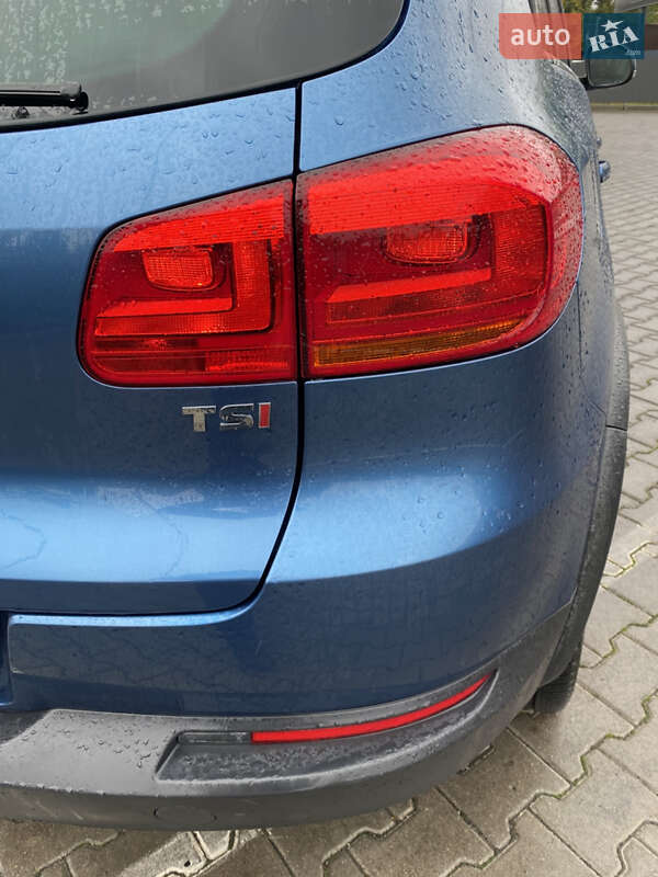 Позашляховик / Кросовер Volkswagen Tiguan 2017 в Львові