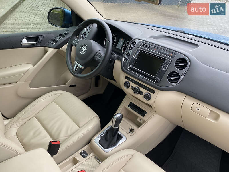 Позашляховик / Кросовер Volkswagen Tiguan 2017 в Львові