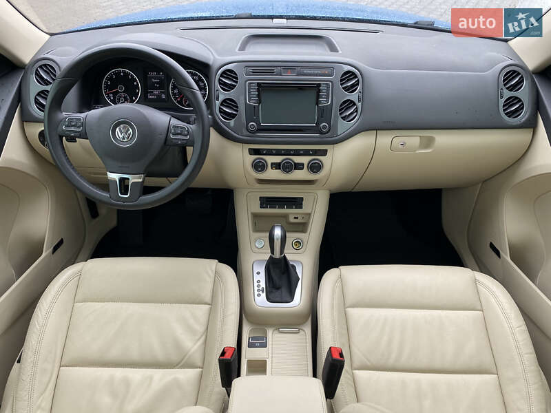 Позашляховик / Кросовер Volkswagen Tiguan 2017 в Львові