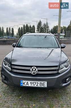 Внедорожник / Кроссовер Volkswagen Tiguan 2012 в Киеве
