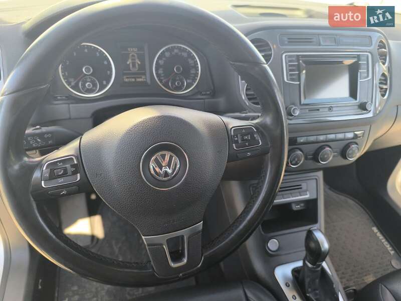 Внедорожник / Кроссовер Volkswagen Tiguan 2016 в Жмеринке