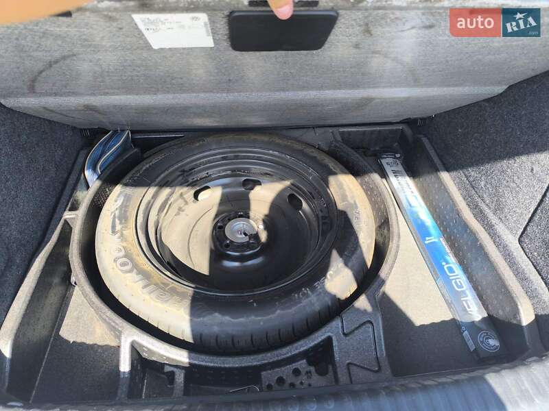 Внедорожник / Кроссовер Volkswagen Tiguan 2016 в Жмеринке