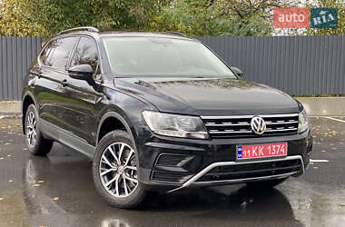 Внедорожник / Кроссовер Volkswagen Tiguan 2021 в Буче