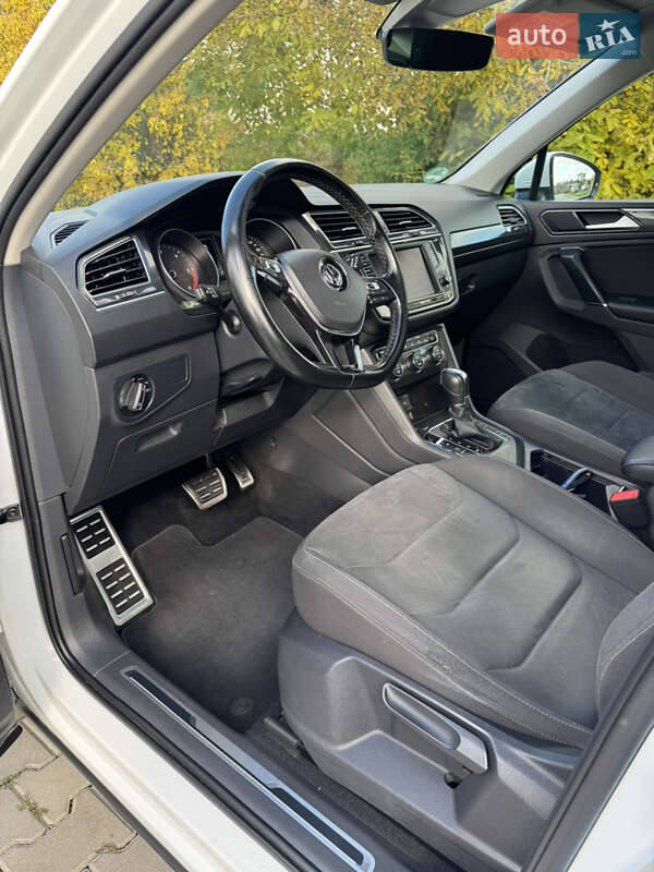 Внедорожник / Кроссовер Volkswagen Tiguan 2017 в Черновцах фото 13 Внедорожник / Кроссовер Volkswagen Tiguan 2017 в Черновцах