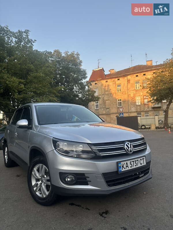 Внедорожник / Кроссовер Volkswagen Tiguan 2012 в Львове