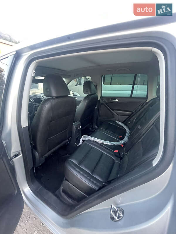 Внедорожник / Кроссовер Volkswagen Tiguan 2016 в Ивано-Франковске