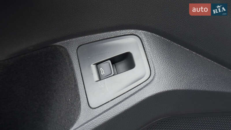 Внедорожник / Кроссовер Volkswagen Tiguan 2023 в Умани фото 59 Внедорожник / Кроссовер Volkswagen Tiguan 2023 в Умани