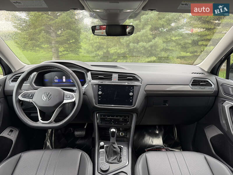 Внедорожник / Кроссовер Volkswagen Tiguan 2024 в Одессе