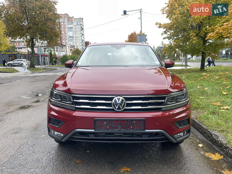 Внедорожник / Кроссовер Volkswagen Tiguan 2020 в Львове