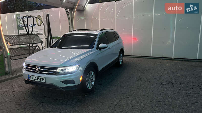Позашляховик / Кросовер Volkswagen Tiguan 2018 в Броварах фото 16 Позашляховик / Кросовер Volkswagen Tiguan 2018 в Броварах