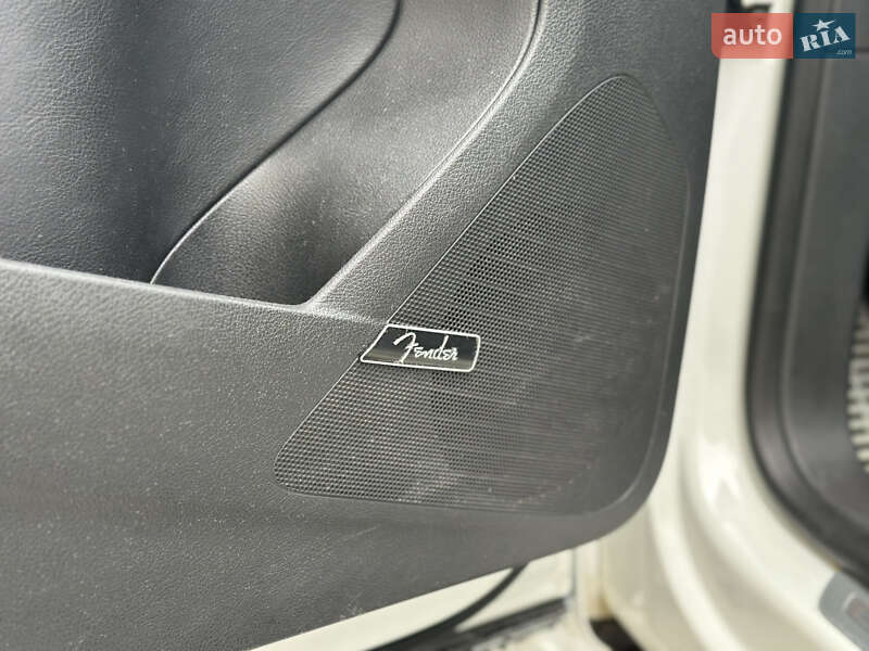 Внедорожник / Кроссовер Volkswagen Tiguan 2015 в Ивано-Франковске