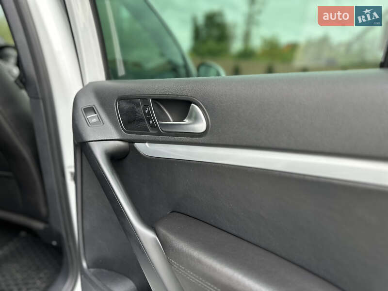 Внедорожник / Кроссовер Volkswagen Tiguan 2015 в Ивано-Франковске