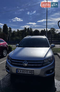 Внедорожник / Кроссовер Volkswagen Tiguan 2013 в Киеве