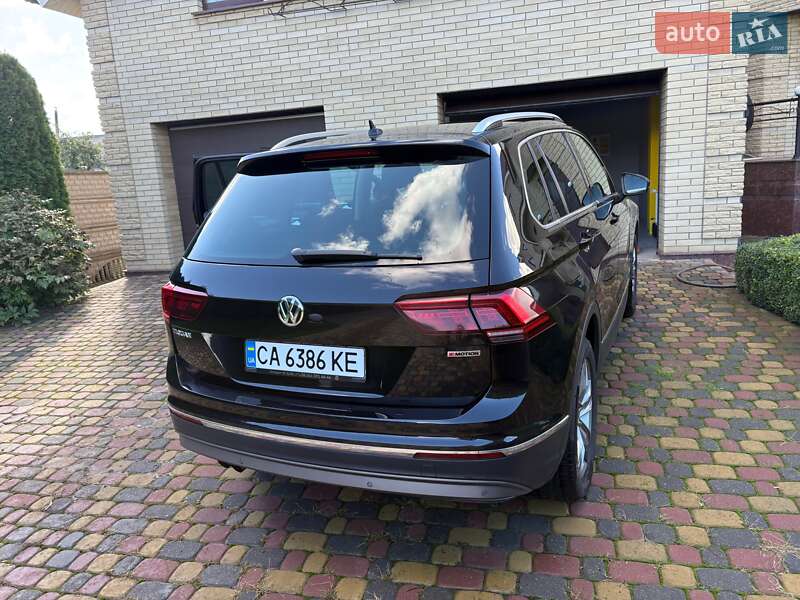 Позашляховик / Кросовер Volkswagen Tiguan 2018 в Черкасах фото 13 Позашляховик / Кросовер Volkswagen Tiguan 2018 в Черкасах