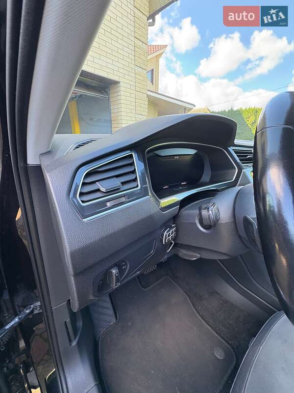 Позашляховик / Кросовер Volkswagen Tiguan 2018 в Черкасах фото 22 Позашляховик / Кросовер Volkswagen Tiguan 2018 в Черкасах
