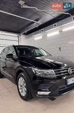 Внедорожник / Кроссовер Volkswagen Tiguan 2016 в Ивано-Франковске