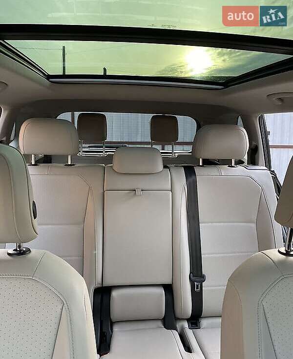 Позашляховик / Кросовер Volkswagen Tiguan 2019 в Києві фото 14 Позашляховик / Кросовер Volkswagen Tiguan 2019 в Києві