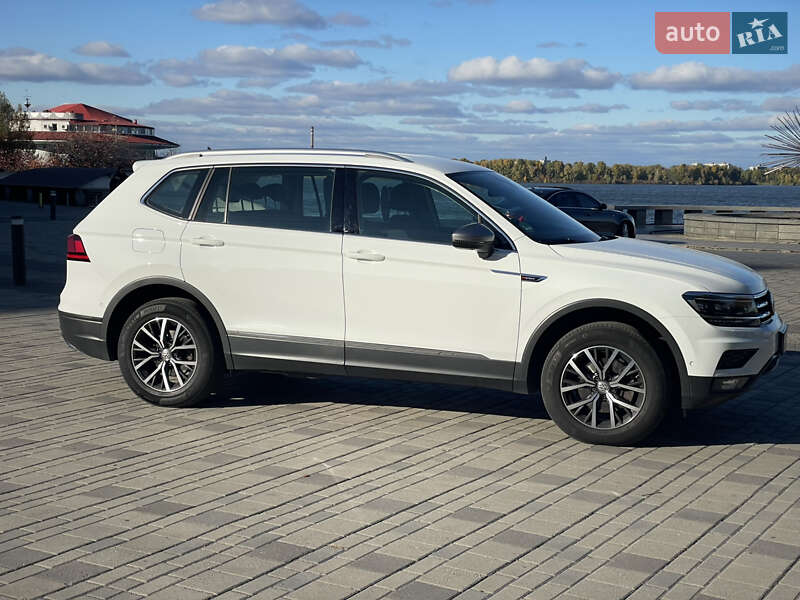 Позашляховик / Кросовер Volkswagen Tiguan 2020 в Дніпрі