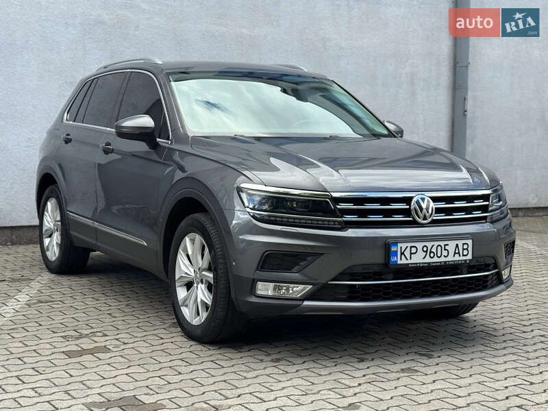 Внедорожник / Кроссовер Volkswagen Tiguan 2017 в Запорожье