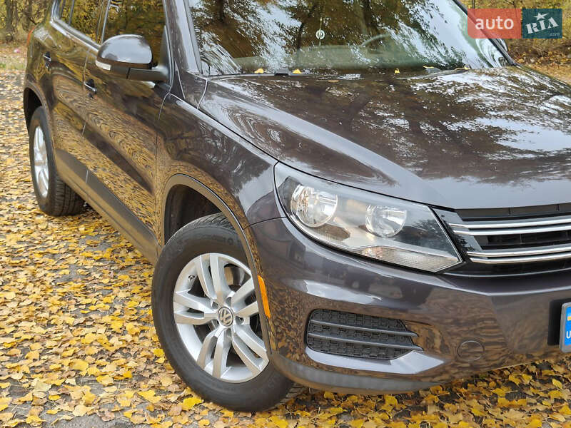 Внедорожник / Кроссовер Volkswagen Tiguan 2016 в Кривом Роге
