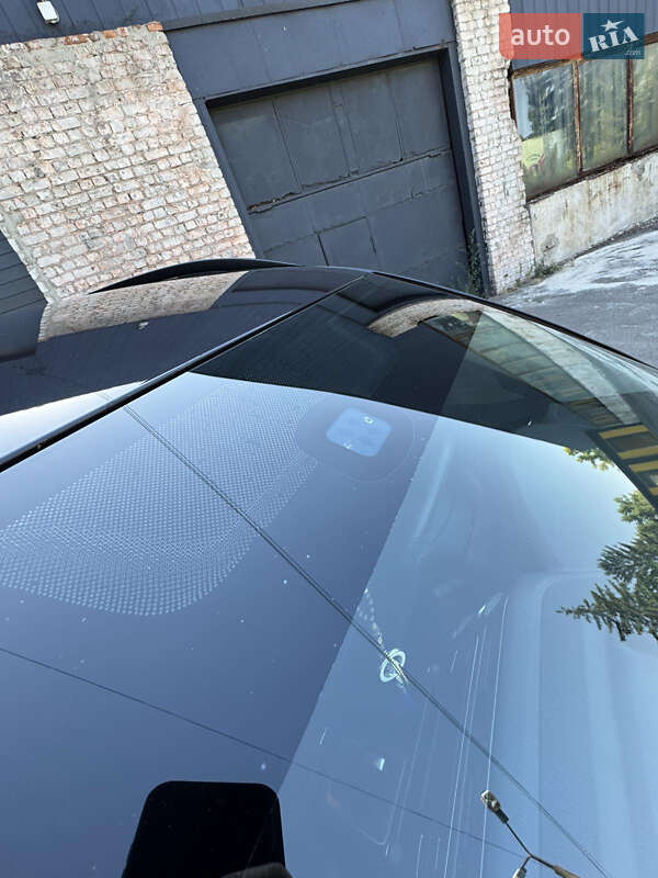 Внедорожник / Кроссовер Volkswagen Tiguan 2016 в Кривом Роге