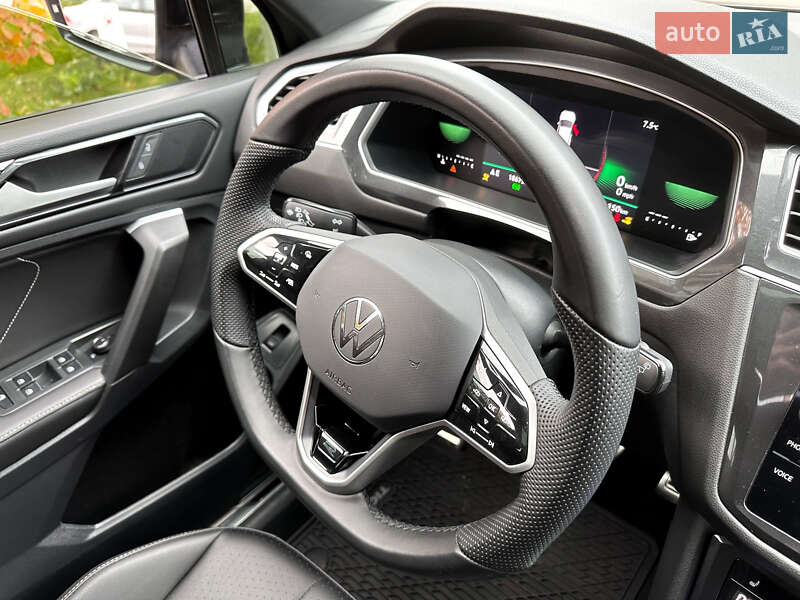 Внедорожник / Кроссовер Volkswagen Tiguan 2024 в Киеве