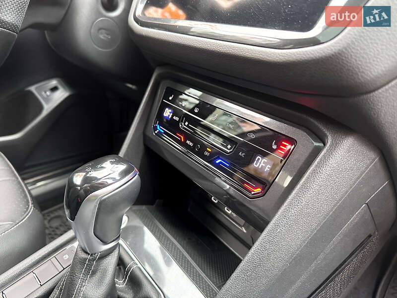 Внедорожник / Кроссовер Volkswagen Tiguan 2024 в Киеве