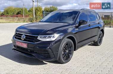Позашляховик / Кросовер Volkswagen Tiguan 2021 в Львові