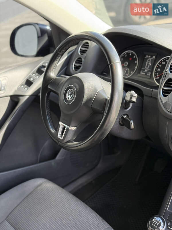 Внедорожник / Кроссовер Volkswagen Tiguan 2012 в Львове фото 27 Внедорожник / Кроссовер Volkswagen Tiguan 2012 в Львове