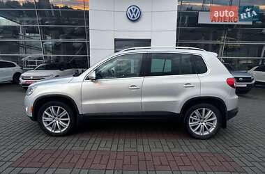 Позашляховик / Кросовер Volkswagen Tiguan 2010 в Львові