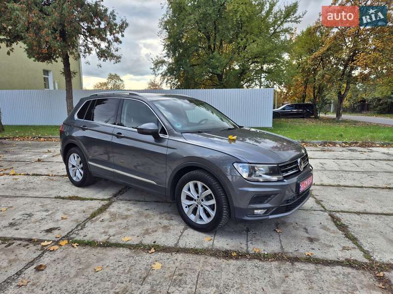Позашляховик / Кросовер Volkswagen Tiguan 2019 в Стрию