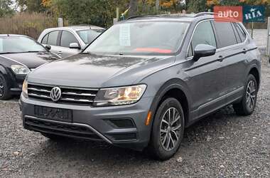 Внедорожник / Кроссовер Volkswagen Tiguan 2020 в Ровно