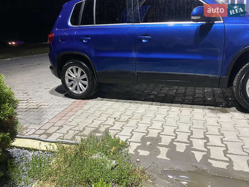 Внедорожник / Кроссовер Volkswagen Tiguan 2008 в Львове