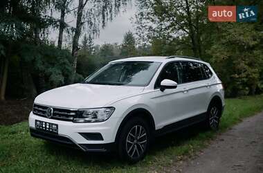 Позашляховик / Кросовер Volkswagen Tiguan 2019 в Івано-Франківську