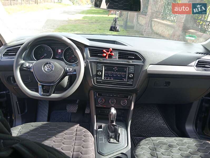 Внедорожник / Кроссовер Volkswagen Tiguan 2019 в Ходорове фото 3 Внедорожник / Кроссовер Volkswagen Tiguan 2019 в Ходорове