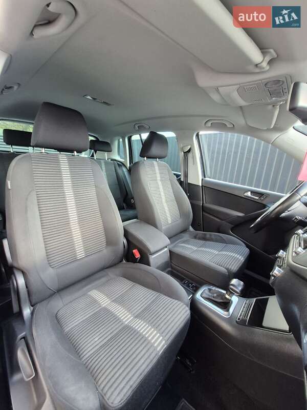 Внедорожник / Кроссовер Volkswagen Tiguan 2010 в Ковеле