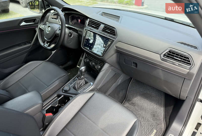 Внедорожник / Кроссовер Volkswagen Tiguan 2019 в Львове фото 59 Внедорожник / Кроссовер Volkswagen Tiguan 2019 в Львове