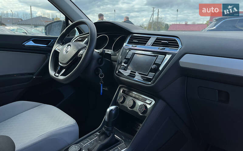 Внедорожник / Кроссовер Volkswagen Tiguan 2017 в Коломые