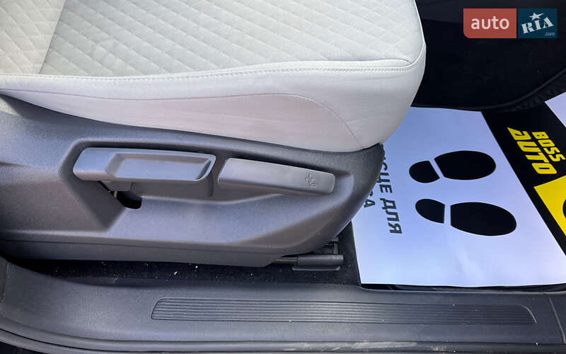 Внедорожник / Кроссовер Volkswagen Tiguan 2017 в Коломые