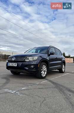 Внедорожник / Кроссовер Volkswagen Tiguan 2017 в Киеве