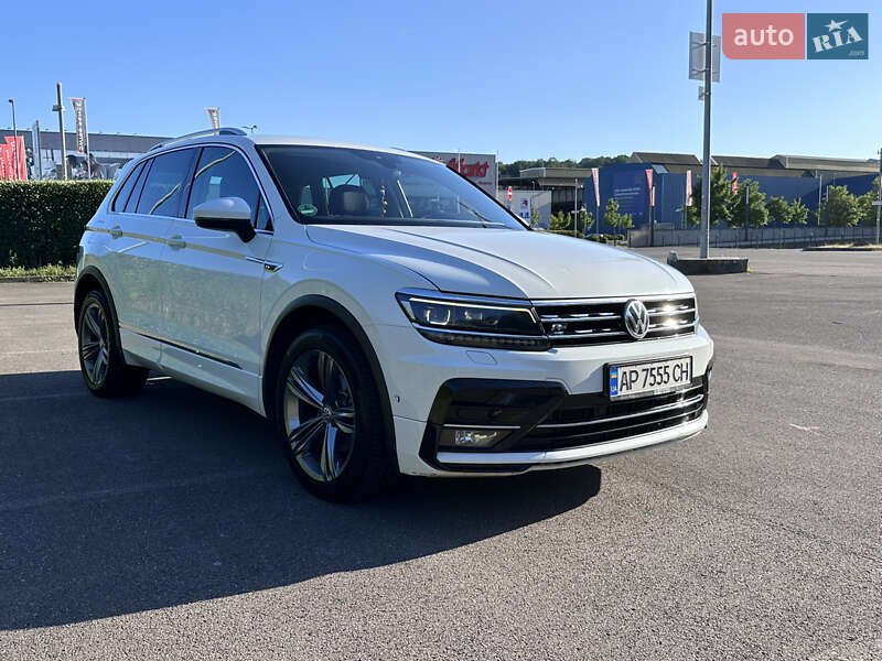 Внедорожник / Кроссовер Volkswagen Tiguan 2017 в Киеве