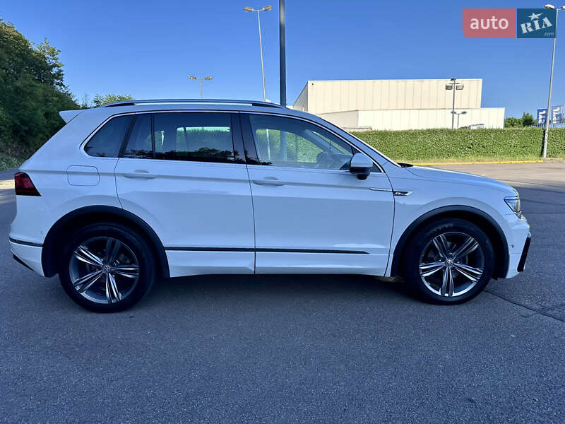 Внедорожник / Кроссовер Volkswagen Tiguan 2017 в Киеве