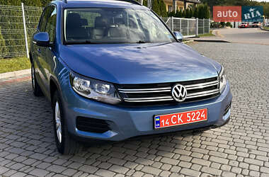Внедорожник / Кроссовер Volkswagen Tiguan 2017 в Львове