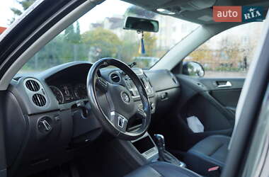 Внедорожник / Кроссовер Volkswagen Tiguan 2011 в Софиевской Борщаговке