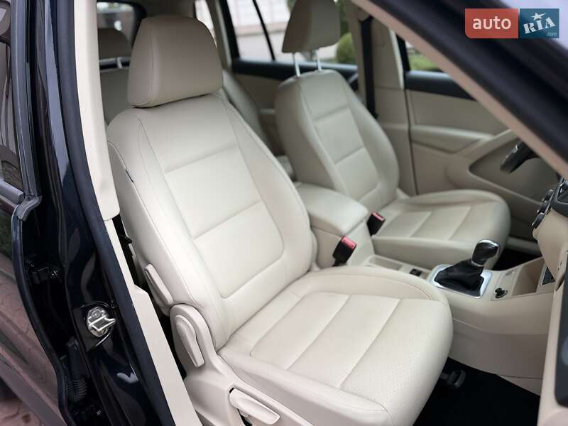 Внедорожник / Кроссовер Volkswagen Tiguan 2017 в Стрые